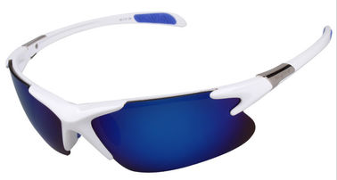 Alta permeabilidad de la niebla del deporte de las gafas de sol del diseño ergonómico múltiple anti del color proveedor