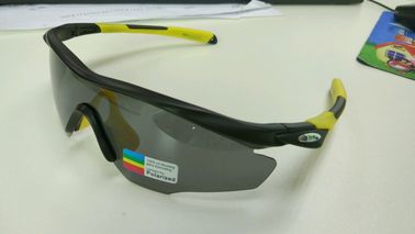 Cojines de nariz cómodos de las gafas de sol a prueba de viento del deporte para el montar a caballo/la pesca de la bici proveedor