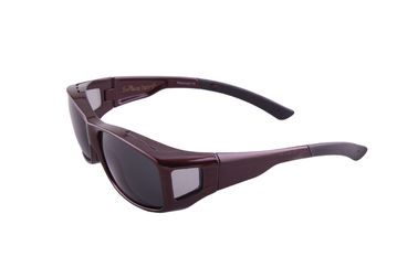 Gafas de sol polarizadas alta densidad de los deportes, marco polarizado de la dureza de las gafas proveedor
