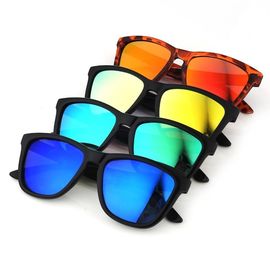 Forme a mujeres llenas de las gafas de sol del marco el peso ligero retro con uV400 proveedor