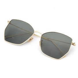 Resistencia a la corrosión material polarizada del acero inoxidable de las gafas de sol de la forma de vida buena proveedor